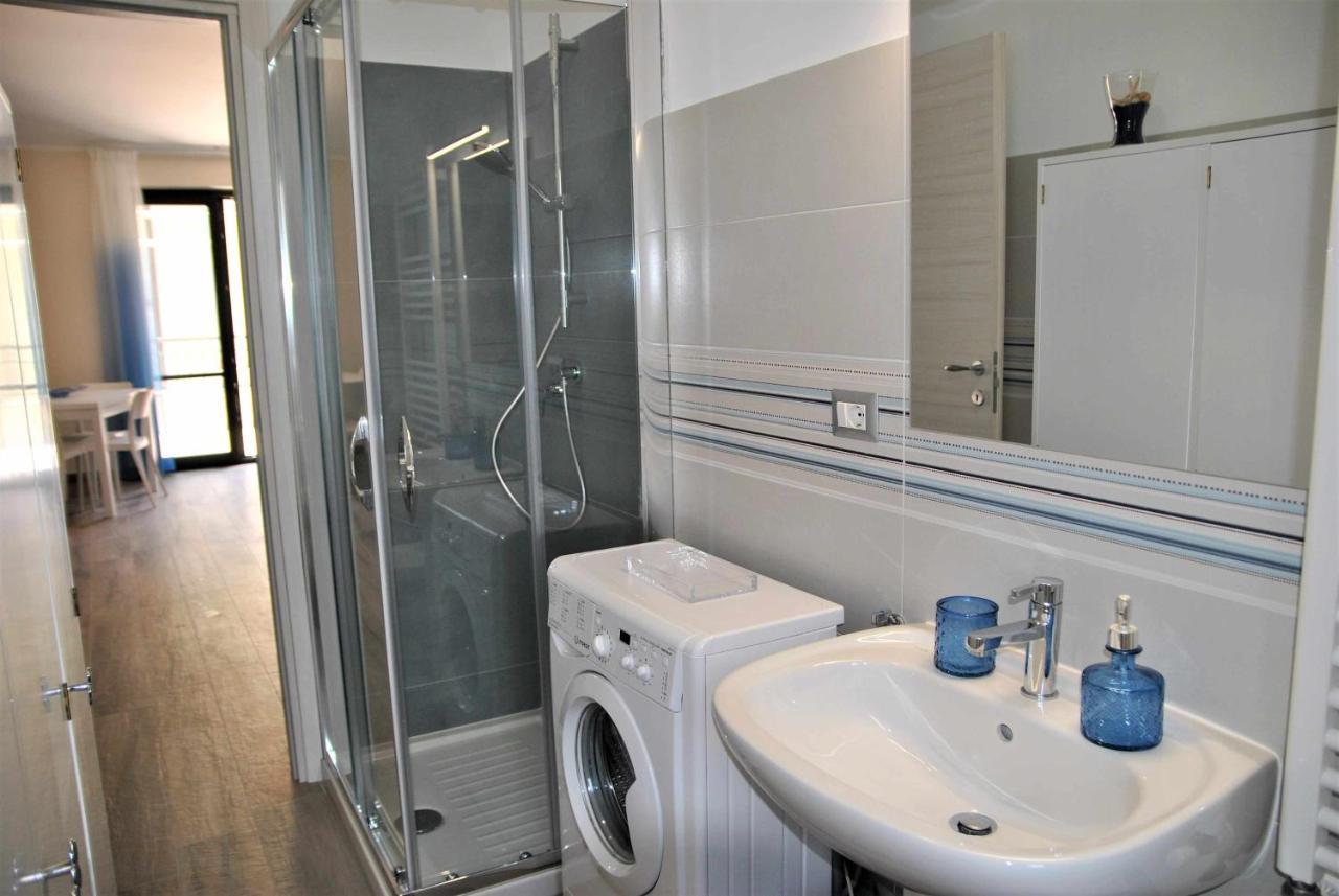 포르미아 Casa Dinky Attico Con Terrazza Vista Mare 아파트 외부 사진