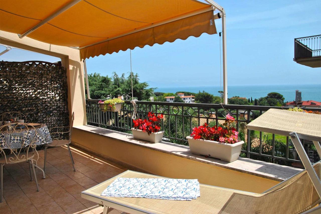 포르미아 Casa Dinky Attico Con Terrazza Vista Mare 아파트 외부 사진